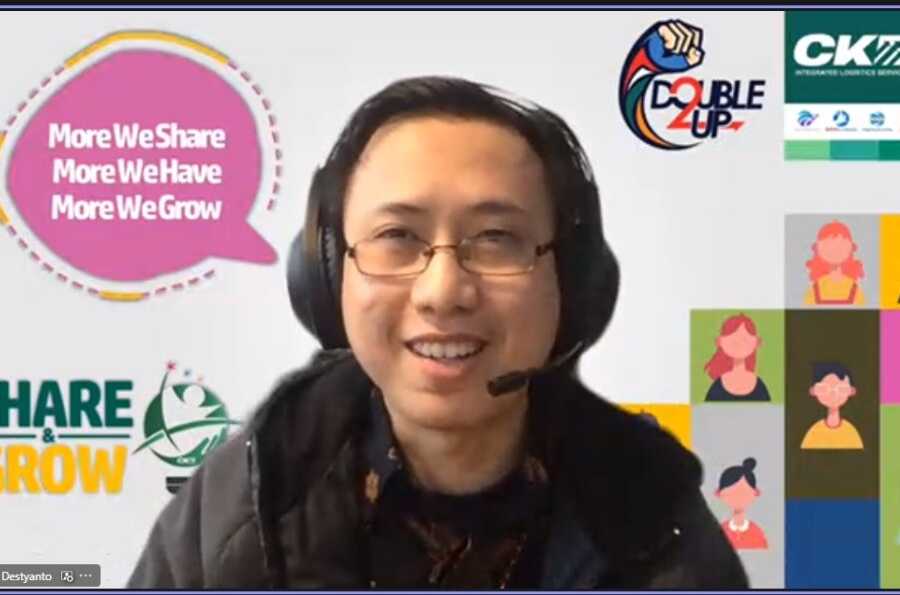 Webinar Pengembangan Diri bersama Arry Rahmawan